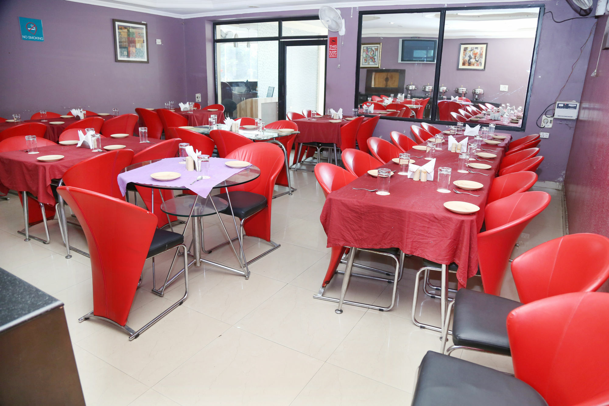 Pacific Inn Suryansh Hotel Гургаон Экстерьер фото